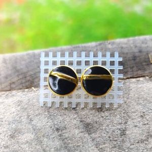 Vintage black & gold earrings ✨️